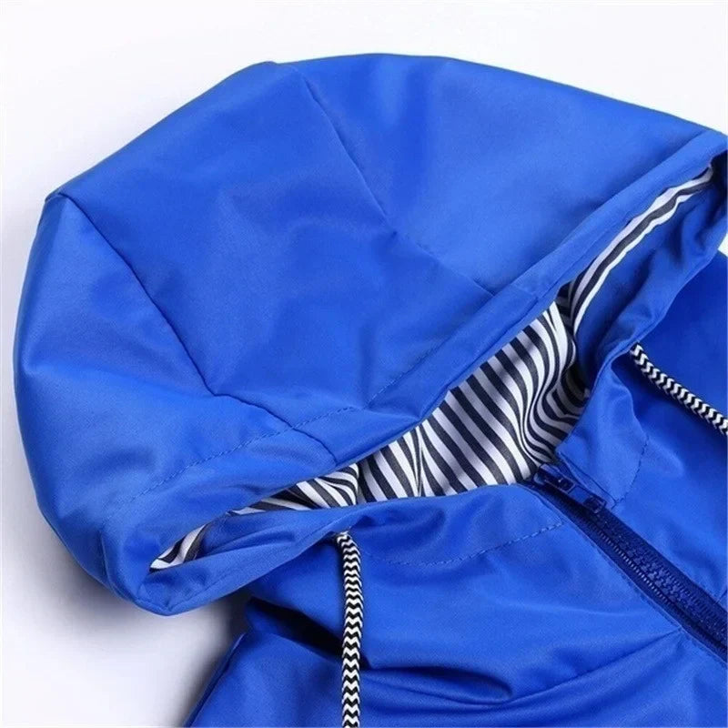 Liana | Trenchcoat mit wasserdichtem Material und verstellbarem Taillenzug für Damen