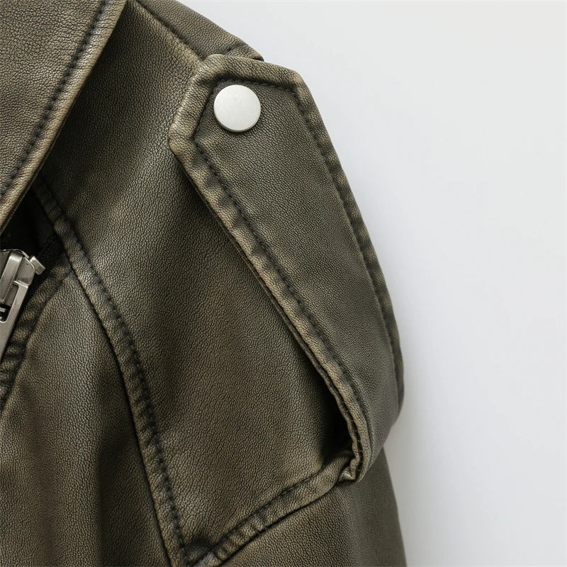 Aurora | Kurzjacke aus Kunstleder mit Lässigem Vintage-Stil und Gürtel für Damen