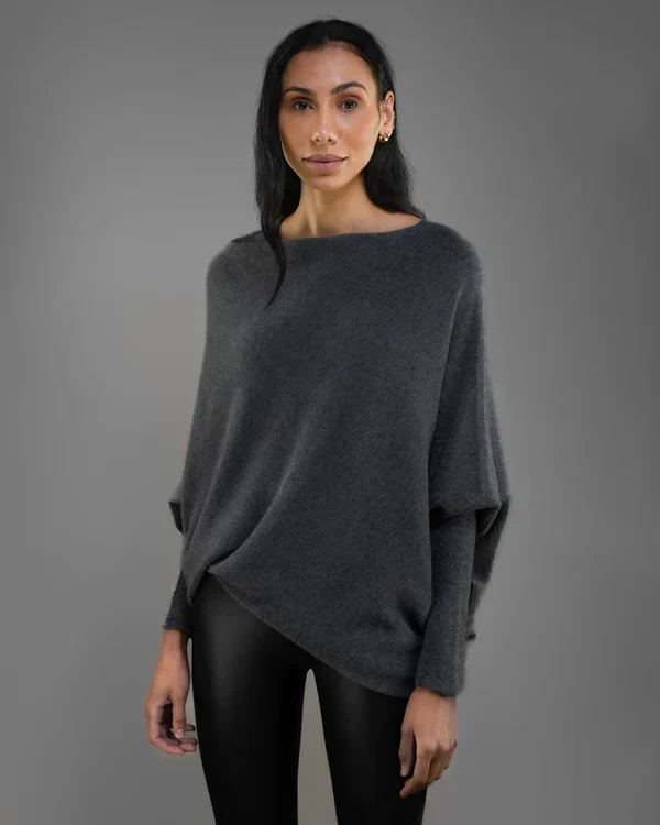 Celestia | Pullover mit Asymmetrischem Design und Atmungsaktivem Stoff für Frauen