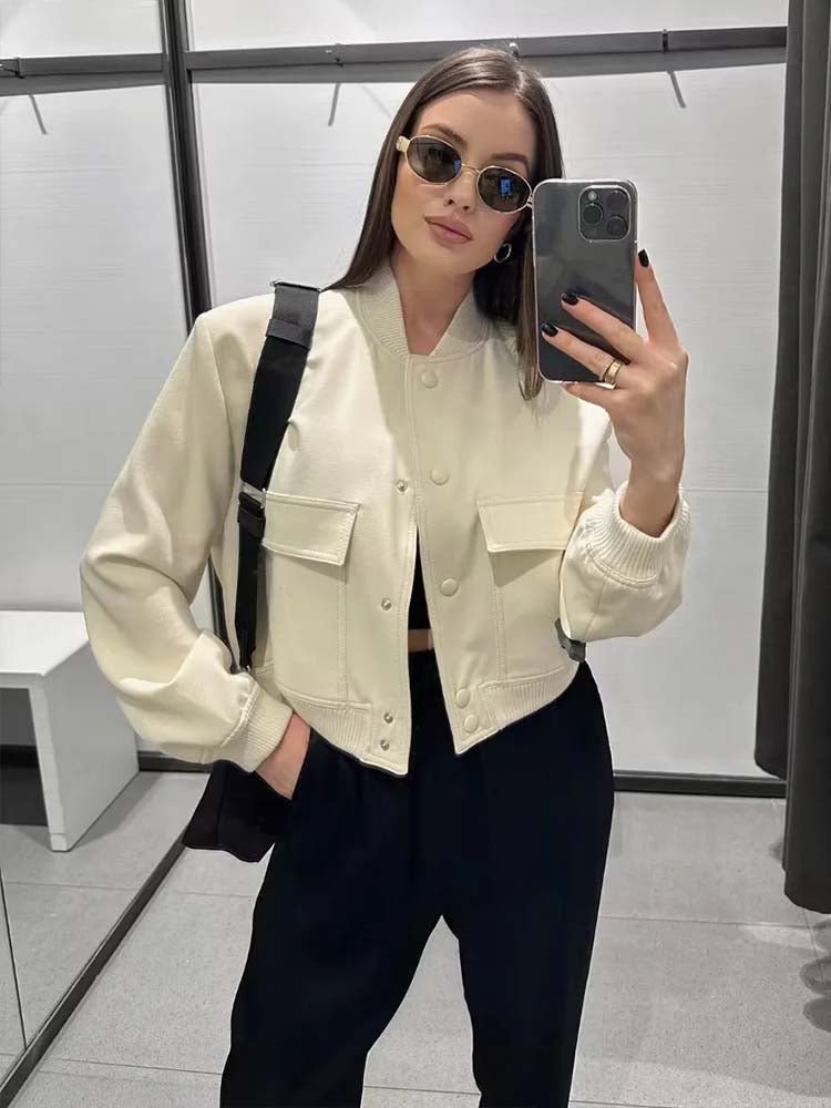 Livia | Bomberjacke mit stilvollen Maxi-Taschen für Damen