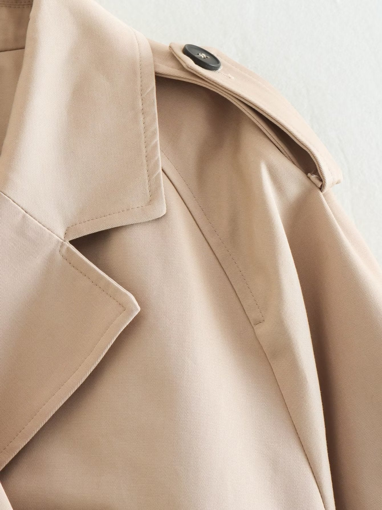 Celina | Kurzjacke mit Eleganter Passform und Hochwertigen Materialien für Frauen