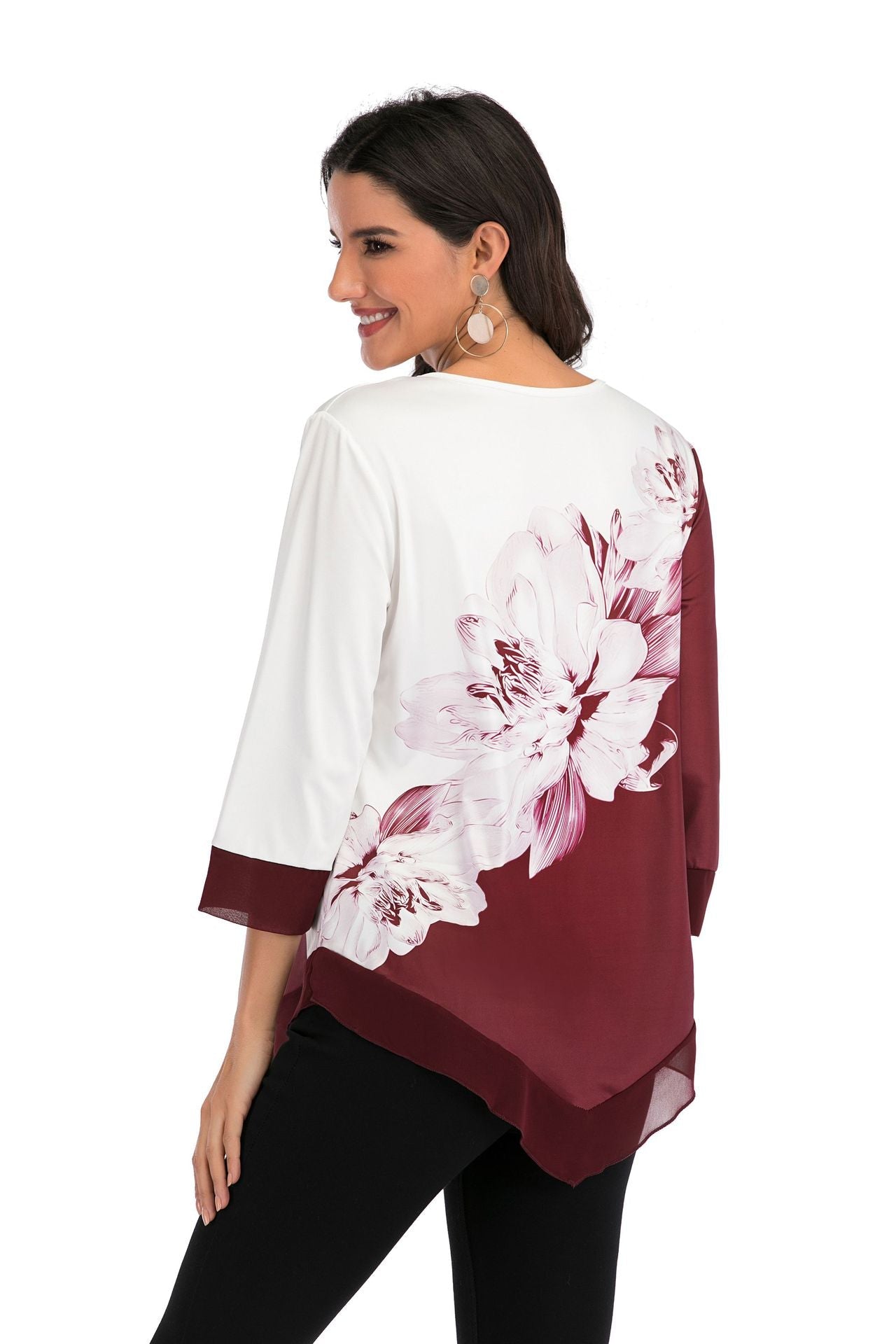 Livia | Bluse mit Eleganter Leichtigkeit und Unregelmäßigem Saum für Damen