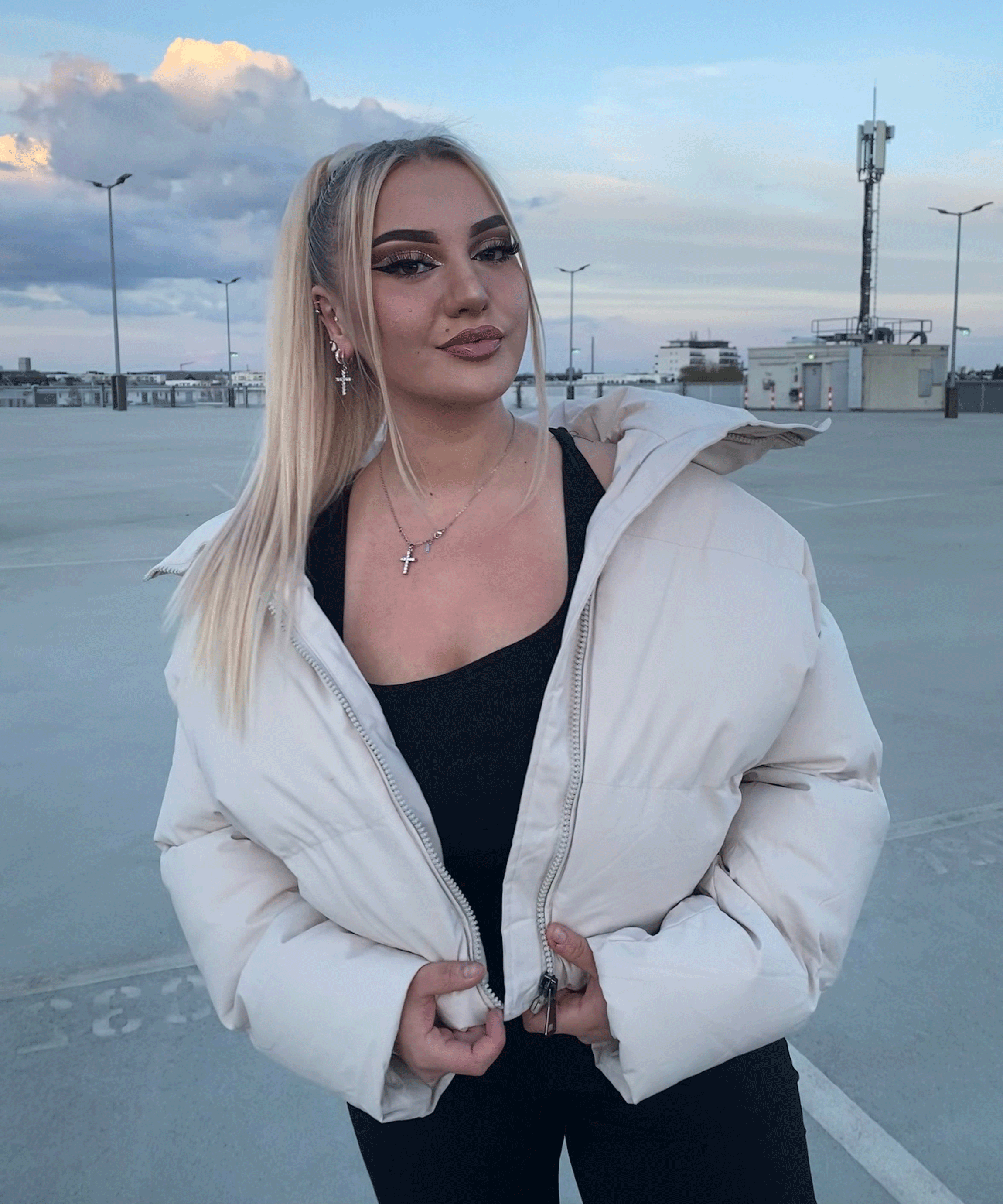 Celeste | Jacke mit Hoher Wärmeleistung und Anpassbarem Schnitt für Damen