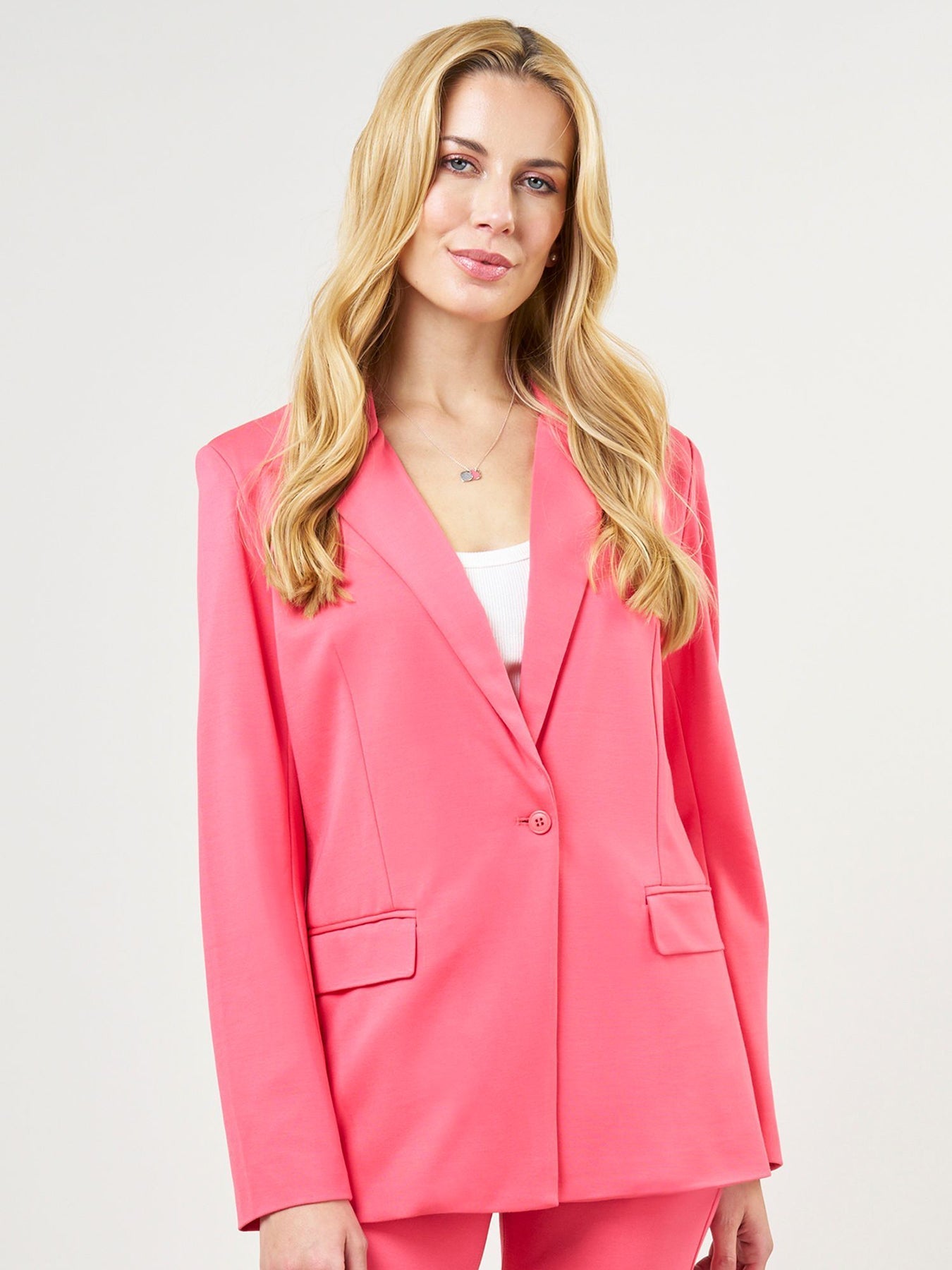 Liana | Jacke mit leicht tailliertem Schnitt und modernem Reverskragen für Frauen